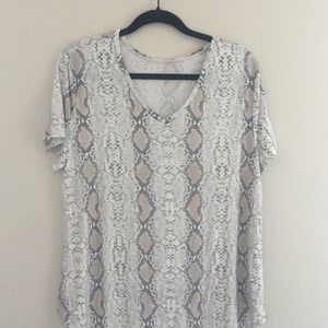 Grace and Lace snake print tee